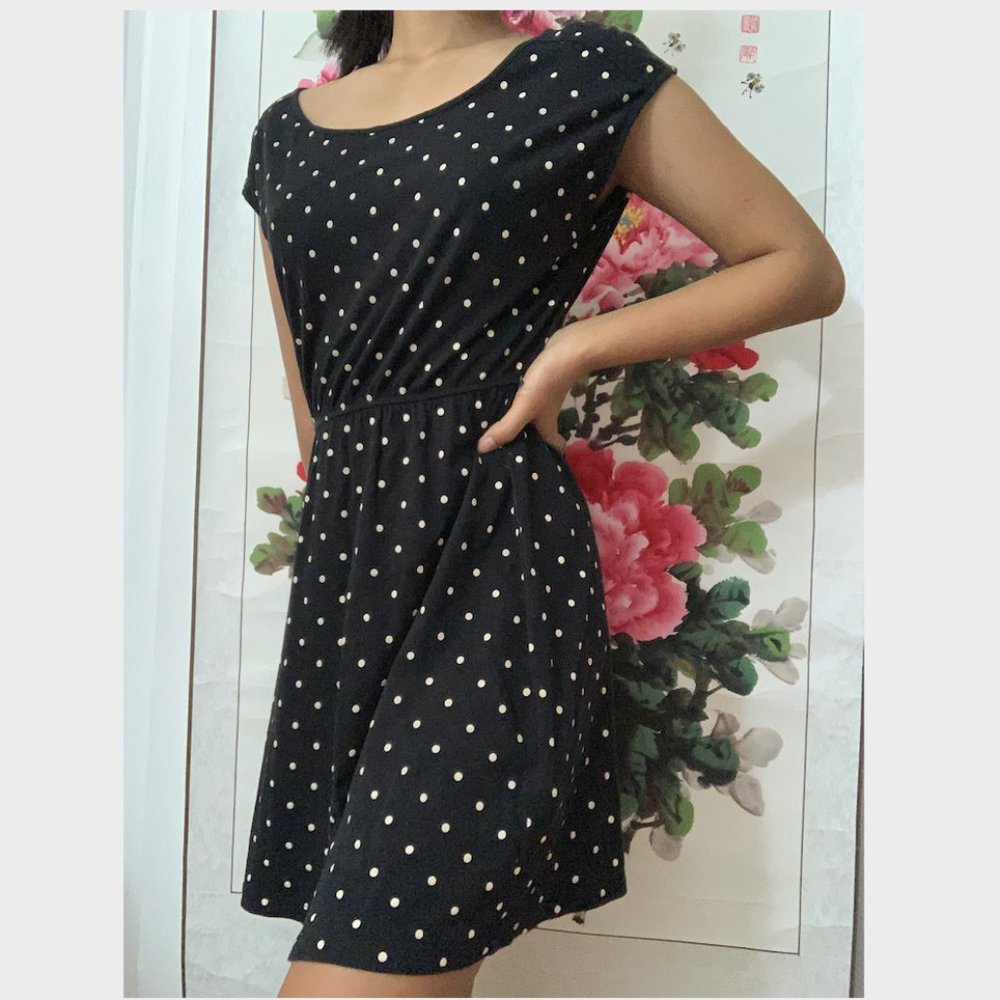 Forever 21 black and white polka dot skater dress